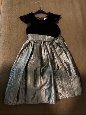 Little Miss Black velvet and Silver Taffeta holiday dress 4T